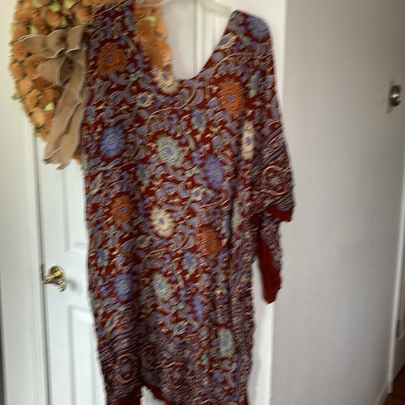 FP Wrap Shawl - Picture 3 of 3